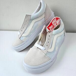 Vans NEW Kids Old Skool Shoes Sneakers White Clouds Youth Sizes 13.5 and 1 NIB